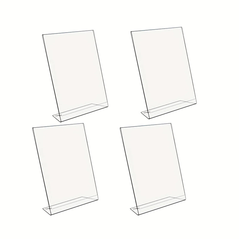 Quatre porte-menus en acrylique transparent inclinés sur fond blanc