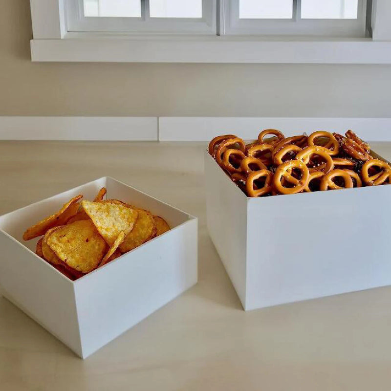 Présentoir Buffet Acrylique Modulable Gâteaux – présentoir gâteau – gros plan sur la matière