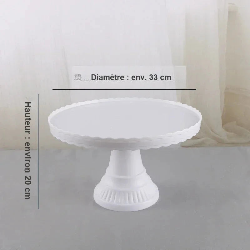 Présentoir Gâteau Plastique Blanc Élégant – présentoir gâteau – mise en scène pour réception