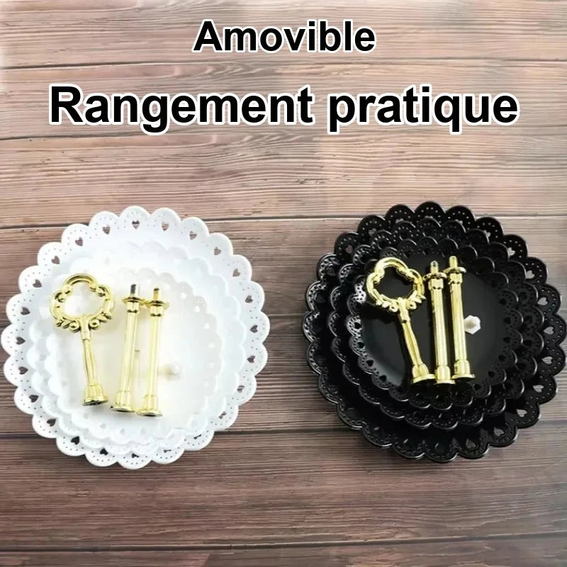Plateau Gâteau 3 Étages Pétale – présentoir gâteau – en situation sur un buffet