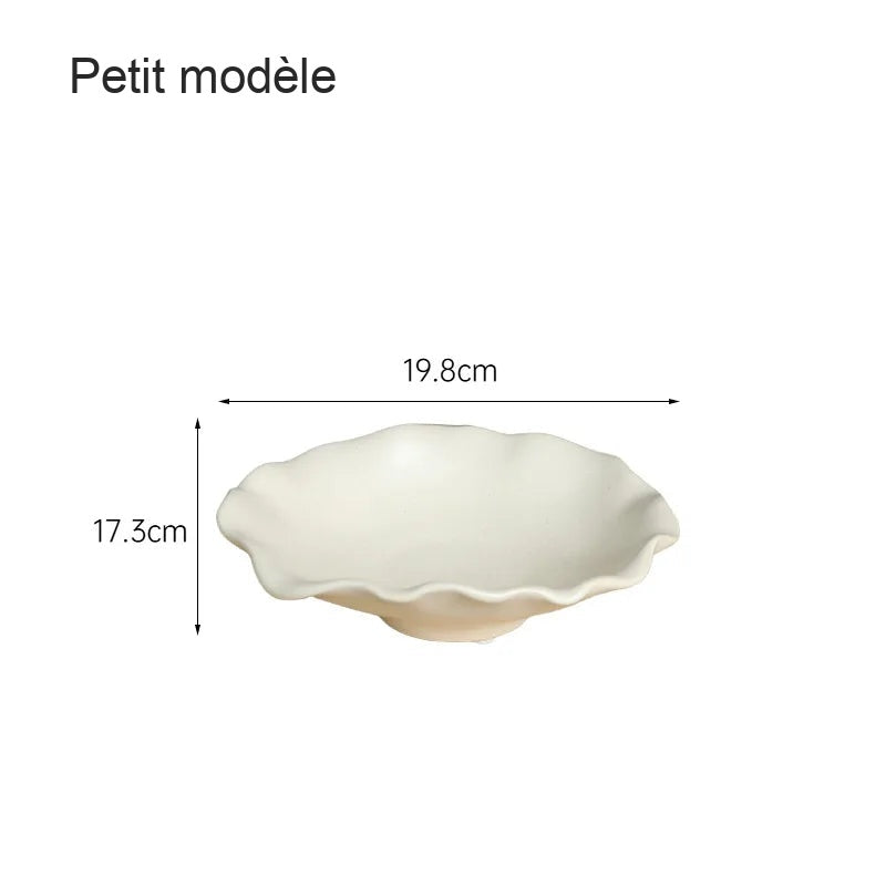 Petit plat creux ondulé en céramique crème, largeur 19,8 cm