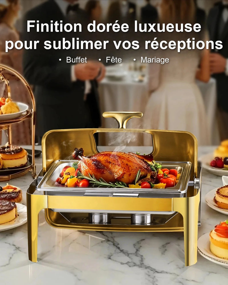 Chauffe-plat roll top doré sur un buffet de réception