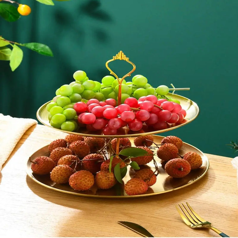 Présentoir Gâteaux Inox Doré Argenté – présentoir gâteau – en situation sur un buffet