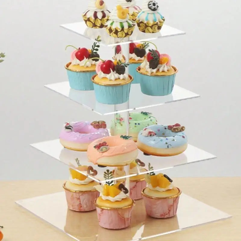 Présentoir Gâteau Mariage LED Cristal – présentoir gâteau – en situation sur un buffet